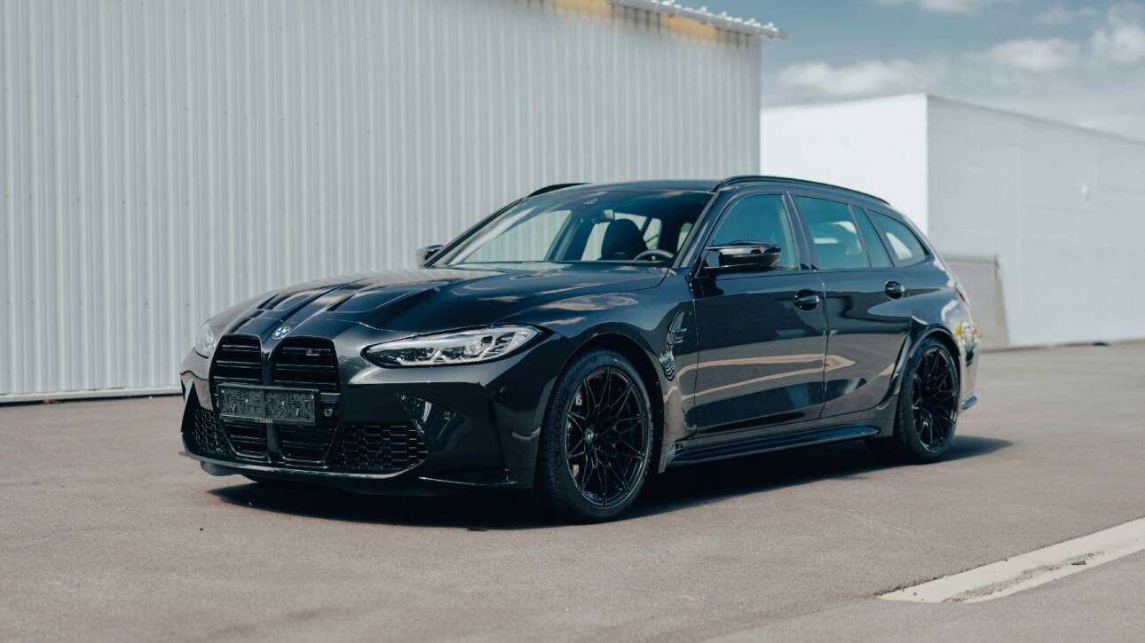 BMW M3<div class="car-countdown" data-expiry="2025-07-23 00:00:00" data-carid="3136"> </div>